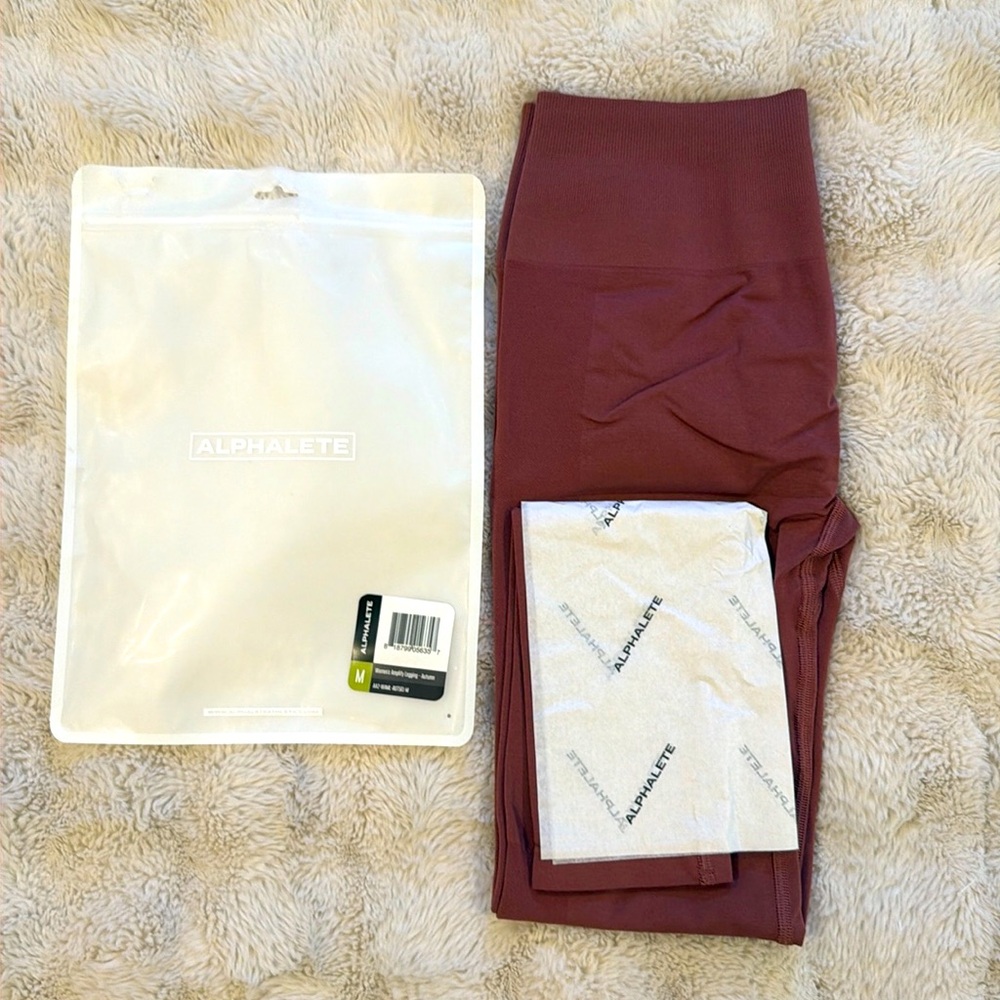 NWT Alphalete Amplify legging size M